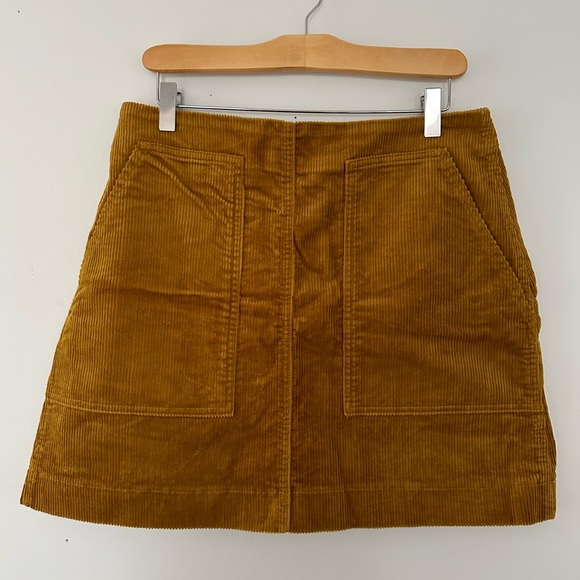 Uniqlo camel corduroy mini skirt - Picture 1 of 3